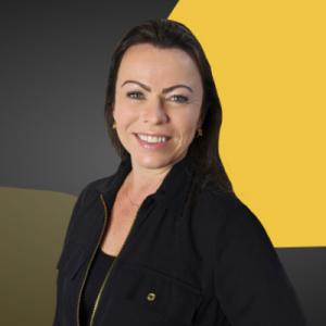 Frederique B host headshot